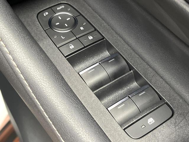 アルファード Ｚ　禁煙車　ガラスルーフ　モデリスタエアロ　ユニバーサルステップ　フリップダウン　純正１４型ナビ　全周囲カメラ　レーダークルーズ　ブラインドスポットモニター　デジタルミラー　三眼ＬＥＤヘッド　ＥＴＣ（36枚目）