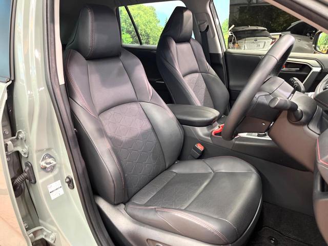 RAV4 ハイブリッドアドベンチャー オフロードパッケージII 禁煙車 純正10型ディスプレイ バックカメラ 電動リアゲート レーダークルーズ ブラインドスポットモニター シートエアコン メモリーシート LEDヘッド オートハイビーム 純正18アルミ ETC(12枚目)