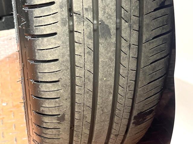 ノア ハイブリッドＳ－Ｚ　モデリスタエアロ　快適利便パック　フリップダウン　純正１０型ナビ　全周囲カメラ　ブラインドスポットモニター　レーダークルーズ　電動リアゲート　デジタルミラー　三眼ＬＥＤヘッド　両側電動ドア　ＥＴＣ（21枚目）