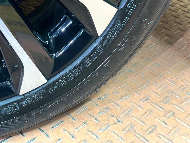 ノア ハイブリッドＳ－Ｚ　モデリスタエアロ　快適利便パック　フリップダウン　純正１０型ナビ　全周囲カメラ　ブラインドスポットモニター　レーダークルーズ　電動リアゲート　デジタルミラー　三眼ＬＥＤヘッド　両側電動ドア　ＥＴＣ（23枚目）