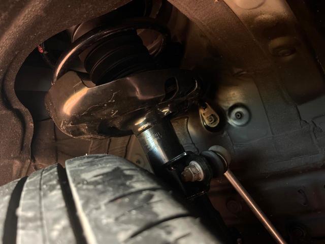 ノア ハイブリッドＳ－Ｚ　モデリスタエアロ　快適利便パック　フリップダウン　純正１０型ナビ　全周囲カメラ　ブラインドスポットモニター　レーダークルーズ　電動リアゲート　デジタルミラー　三眼ＬＥＤヘッド　両側電動ドア　ＥＴＣ（28枚目）