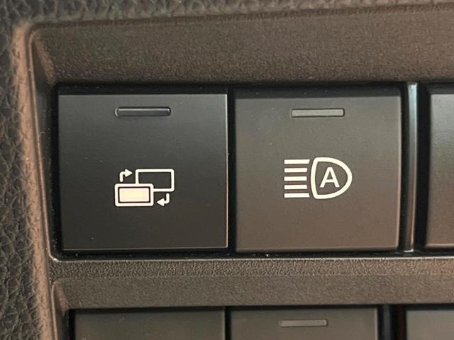 ノア ハイブリッドＳ－Ｚ　モデリスタエアロ　快適利便パック　フリップダウン　純正１０型ナビ　全周囲カメラ　ブラインドスポットモニター　レーダークルーズ　電動リアゲート　デジタルミラー　三眼ＬＥＤヘッド　両側電動ドア　ＥＴＣ（32枚目）