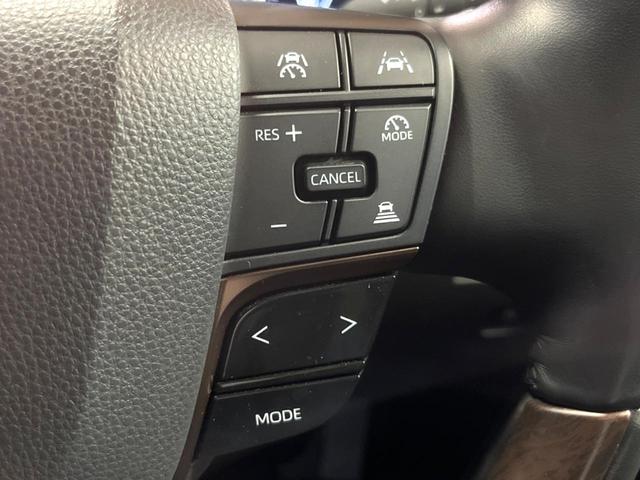 アルファード Ｚ　禁煙　モデリスタエアロ　ガラスルーフ　フリップダウン　純正１４型ナビ　全周囲カメラ　ブラインドスポットモニター　レーダークルーズ　デジタルミラー　電動リアゲート　三眼ＬＥＤヘッド　純１８アルミ　ＥＴＣ（8枚目）