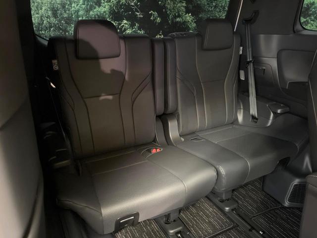 アルファード Ｚ　禁煙　モデリスタエアロ　ガラスルーフ　フリップダウン　純正１４型ナビ　全周囲カメラ　ブラインドスポットモニター　レーダークルーズ　デジタルミラー　電動リアゲート　三眼ＬＥＤヘッド　純１８アルミ　ＥＴＣ（13枚目）