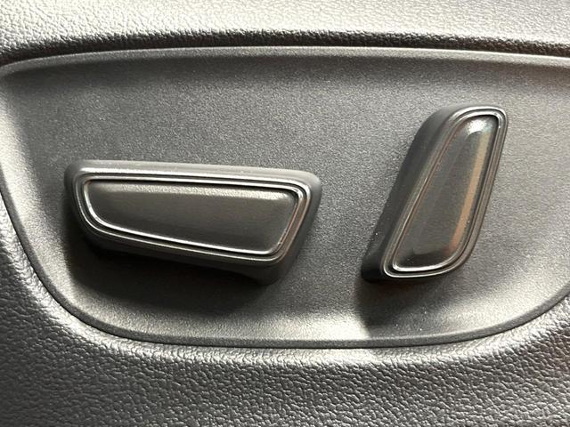 アルファード Ｚ　禁煙　モデリスタエアロ　ガラスルーフ　フリップダウン　純正１４型ナビ　全周囲カメラ　ブラインドスポットモニター　レーダークルーズ　デジタルミラー　電動リアゲート　三眼ＬＥＤヘッド　純１８アルミ　ＥＴＣ（29枚目）