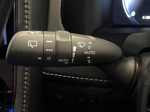 アルファード Ｚ　禁煙　モデリスタエアロ　ガラスルーフ　フリップダウン　純正１４型ナビ　全周囲カメラ　ブラインドスポットモニター　レーダークルーズ　デジタルミラー　電動リアゲート　三眼ＬＥＤヘッド　純１８アルミ　ＥＴＣ（44枚目）