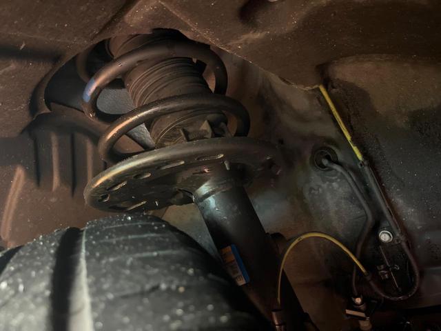 RX RX450h Fスポーツ 4WD 禁煙 サンルーフ マークレビンソン 純正12型ナビ 全周囲カメラ ブラインドスポットモニター レーダークルーズ 三眼LEDヘッド 黒革 シートベンチレーション 電動リアゲート 純正20アルミ(21枚目)