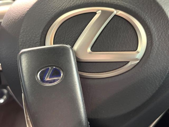 RX RX450h Fスポーツ 4WD 禁煙 サンルーフ マークレビンソン 純正12型ナビ 全周囲カメラ ブラインドスポットモニター レーダークルーズ 三眼LEDヘッド 黒革 シートベンチレーション 電動リアゲート 純正20アルミ(45枚目)