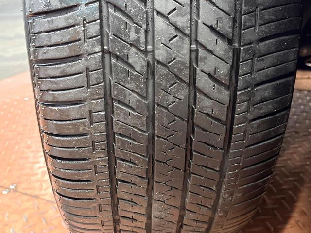 アウトランダーＰＨＥＶ Ｐ　７人　禁煙　ＢＯＳＥサウンド　純正９型ナビ　全周囲カメラ　ブラインドスポットモニター　マイパロット　電動リアゲート　黒革　メモリーシート　シートヒーター　ＬＥＤヘッド　純正２０アルミ　ＥＴＣ（31枚目）