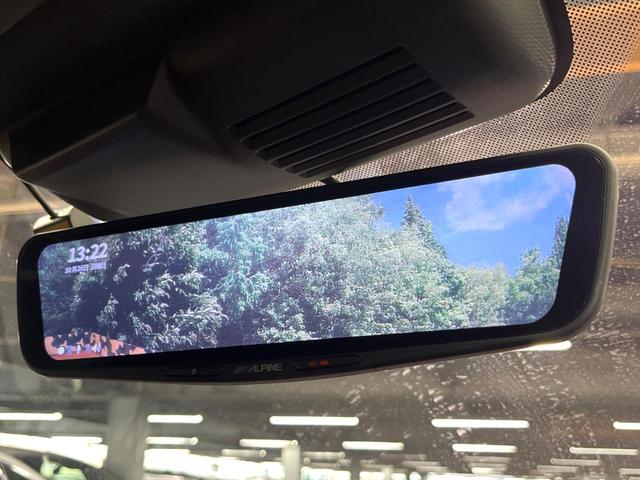 アウトランダーＰＨＥＶ Ｐ　７人　禁煙　ＢＯＳＥサウンド　純正９型ナビ　全周囲カメラ　ブラインドスポットモニター　マイパロット　電動リアゲート　黒革　メモリーシート　シートヒーター　ＬＥＤヘッド　純正２０アルミ　ＥＴＣ（61枚目）