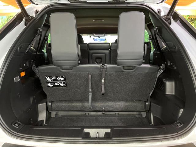 アウトランダーＰＨＥＶ Ｐ　７人　禁煙　ＢＯＳＥサウンド　純正９型ナビ　全周囲カメラ　ブラインドスポットモニター　マイパロット　電動リアゲート　黒革　メモリーシート　シートヒーター　ＬＥＤヘッド　純正２０アルミ　ＥＴＣ（72枚目）