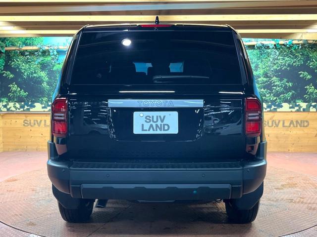 ランドクルーザー250 GX 4WD 全周囲カメラ 衝突被害軽減システム レーダークルーズ 禁煙車 コーナーセンサー LEDヘッド オートハイビーム 車線逸脱警報 オートライト デュアルエアコン 純正18インチAW ETC(16枚目)