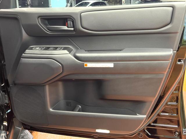 ランドクルーザー250 GX 4WD 全周囲カメラ 衝突被害軽減システム レーダークルーズ 禁煙車 コーナーセンサー LEDヘッド オートハイビーム 車線逸脱警報 オートライト デュアルエアコン 純正18インチAW ETC(27枚目)