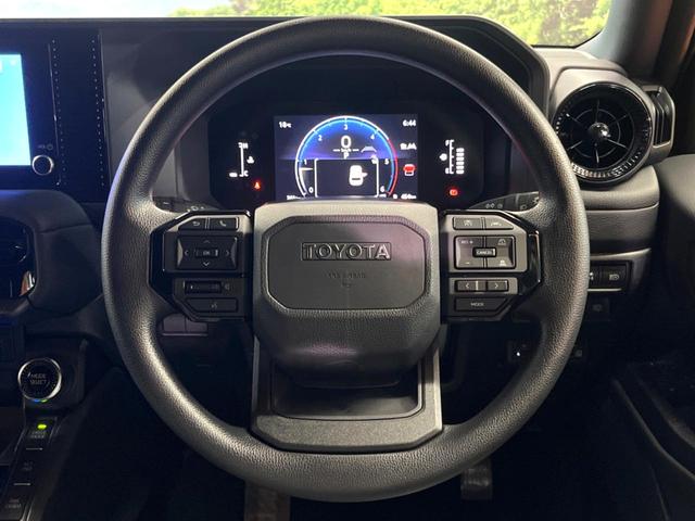 ランドクルーザー250 GX 4WD 全周囲カメラ 衝突被害軽減システム レーダークルーズ 禁煙車 コーナーセンサー LEDヘッド オートハイビーム 車線逸脱警報 オートライト デュアルエアコン 純正18インチAW ETC(56枚目)