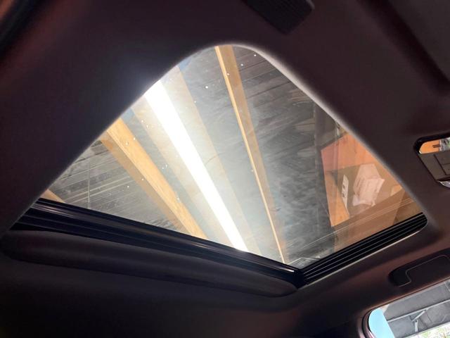 ランドクルーザー250 VX 禁煙車 サンルーフ 丸目ヘッド 12型ナビフルセグ 全周囲カメラ レーダークルーズ オートハイビーム ブラインドスポットモニター 電動リアゲート デジタルミラー シートベンチレーション ETC(3枚目)