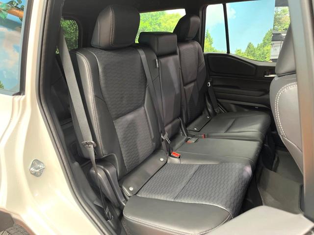 ランドクルーザー250 VX 禁煙車 サンルーフ 丸目ヘッド 12型ナビフルセグ 全周囲カメラ レーダークルーズ オートハイビーム ブラインドスポットモニター 電動リアゲート デジタルミラー シートベンチレーション ETC(13枚目)