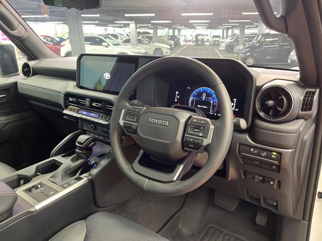 ランドクルーザー250 VX 禁煙車 サンルーフ 丸目ヘッド 12型ナビフルセグ 全周囲カメラ レーダークルーズ オートハイビーム ブラインドスポットモニター 電動リアゲート デジタルミラー シートベンチレーション ETC(23枚目)