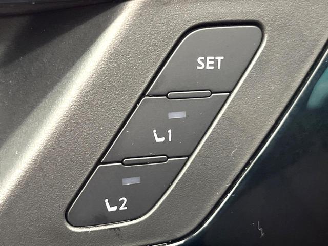 アウトランダーPHEV P 禁煙車 4WD 7人乗り 純正12型ナビ 全周囲カメラ マイパイロット ブラインドスポットモニター 電動リアゲート 黒革 全席シートヒーター メモリーシート LEDヘッド ステアリングヒーター ETC(9枚目)