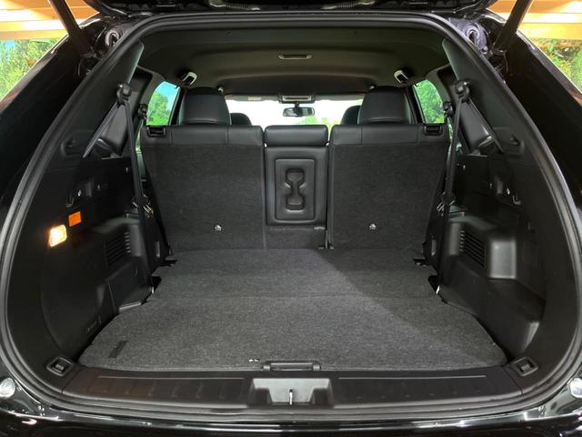 アウトランダーPHEV P 禁煙車 4WD 7人乗り 純正12型ナビ 全周囲カメラ マイパイロット ブラインドスポットモニター 電動リアゲート 黒革 全席シートヒーター メモリーシート LEDヘッド ステアリングヒーター ETC(14枚目)