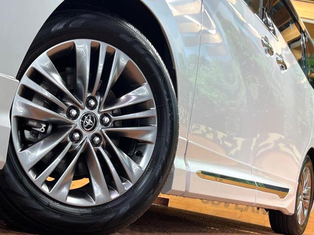 アルファード Ｚ　禁煙　ガラスルーフ　モデリスタエアロ　ユニバーサルステップ　フリップダウン　純正１４型ナビ　全周囲カメラ　ブラインドスポットモニター　電動リアゲート　レーダークルーズ　デジタルミラー　３眼ＬＥＤヘッド（17枚目）