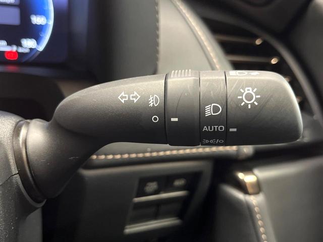 アルファード Ｚ　禁煙　ガラスルーフ　モデリスタエアロ　ユニバーサルステップ　フリップダウン　純正１４型ナビ　全周囲カメラ　ブラインドスポットモニター　電動リアゲート　レーダークルーズ　デジタルミラー　３眼ＬＥＤヘッド（41枚目）