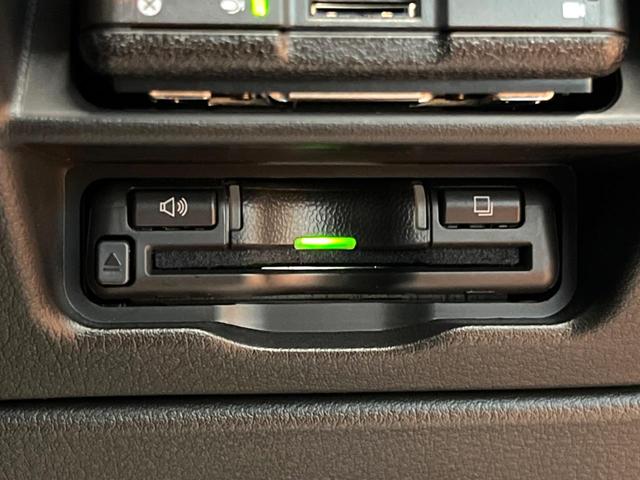 CX-60 XD-ハイブリッド エクスクルーシブスポーツ 4WD 禁煙 サンルーフ BOSEサウンド 純正12型ナビ 全周囲カメラ ブラインドスポットモニター レーダークルーズ 黒革 メモリーシート シートベンチレーション LEDヘッド ETC 純20アルミ(11枚目)