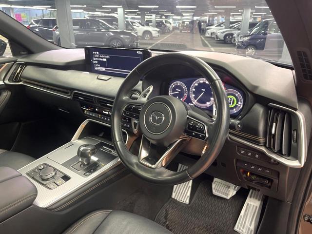 CX-60 XD-ハイブリッド エクスクルーシブスポーツ 4WD 禁煙 サンルーフ BOSEサウンド 純正12型ナビ 全周囲カメラ ブラインドスポットモニター レーダークルーズ 黒革 メモリーシート シートベンチレーション LEDヘッド ETC 純20アルミ(32枚目)