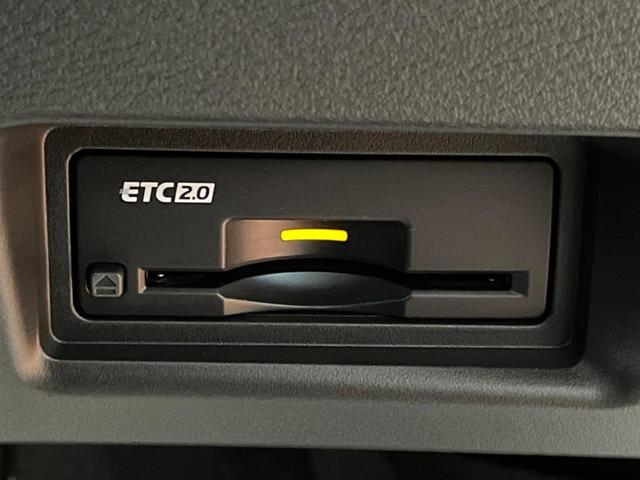 セレナ ｅ－パワー　ハイウェイスターＶ　登録済未使用車　純正１２型ナビ　全周囲カメラ　ブラインドスポットモニター　デジタルミラー　プロパイロット　両側電動ドア　ＬＥＤヘッド　純正１６アルミ　ＥＴＣ　クリアランスソナー　リアオートエアコン（9枚目）