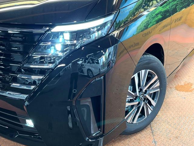 セレナ ｅ－パワー　ハイウェイスターＶ　登録済未使用車　純正１２型ナビ　全周囲カメラ　ブラインドスポットモニター　デジタルミラー　プロパイロット　両側電動ドア　ＬＥＤヘッド　純正１６アルミ　ＥＴＣ　クリアランスソナー　リアオートエアコン（15枚目）
