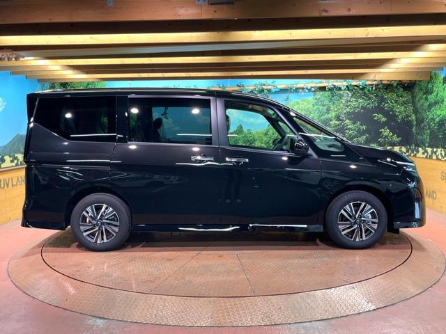 セレナ ｅ－パワー　ハイウェイスターＶ　登録済未使用車　純正１２型ナビ　全周囲カメラ　ブラインドスポットモニター　デジタルミラー　プロパイロット　両側電動ドア　ＬＥＤヘッド　純正１６アルミ　ＥＴＣ　クリアランスソナー　リアオートエアコン（52枚目）