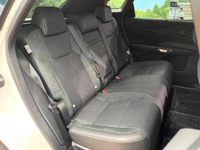 RX RX350h バージョンL 禁煙 純正14型ナビ 全周囲カメラ ブラインドスポットモニター デジタルミラー レーダークルーズ 電動リアゲート 三眼LEDヘッド 黒革 メモリーシート シートベンチレーション 純正21アルミ ETC(12枚目)