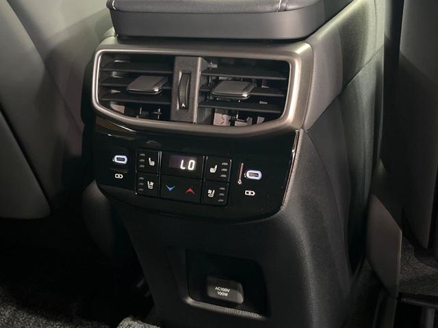 RX RX350h バージョンL 禁煙 純正14型ナビ 全周囲カメラ ブラインドスポットモニター デジタルミラー レーダークルーズ 電動リアゲート 三眼LEDヘッド 黒革 メモリーシート シートベンチレーション 純正21アルミ ETC(62枚目)