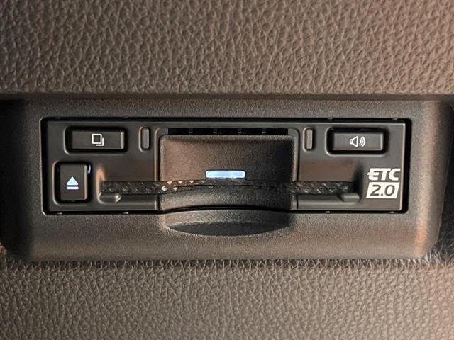 ランドクルーザー250 VX 禁煙 サンルーフ 純正12型ナビ 全周囲カメラ ブラインドスポットモニター レーダークルーズ デジタルミラー 電動リアゲート 黒革 シートベンチレーション LEDヘッド 純正18アルミ ETC(11枚目)