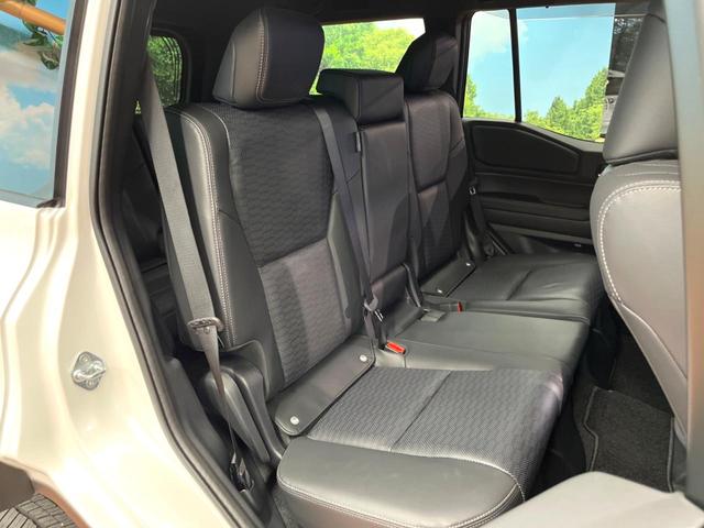 ランドクルーザー250 VX 禁煙 サンルーフ 純正12型ナビ 全周囲カメラ ブラインドスポットモニター レーダークルーズ デジタルミラー 電動リアゲート 黒革 シートベンチレーション LEDヘッド 純正18アルミ ETC(13枚目)