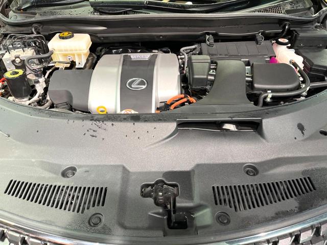 ＲＸ ＲＸ４５０ｈ　バージョンＬ　禁煙　モデリスタエアロ　パノラマルーフ　純正１２型ナビ　全周囲カメラ　レーダークルーズ　電動リアゲート　三眼ＬＥＤヘッド　オートハイビーム　茶革　シートベンチレーション　純正２０アルミ　ＥＴＣ（18枚目）
