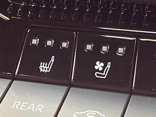 ランドクルーザー250 ZXファーストエディション 禁煙 サンルーフ JBLサウンド 丸目LEDヘッド 純正12型ナビ 全周囲カメラ デジタルミラー ブラインドスポットモニター 茶革 メモリーシート シートベンチレーション デフロック 純正18アルミ(9枚目)