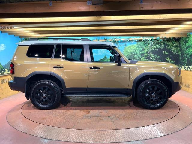 ランドクルーザー250 ZXファーストエディション 禁煙 サンルーフ JBLサウンド 丸目LEDヘッド 純正12型ナビ 全周囲カメラ デジタルミラー ブラインドスポットモニター 茶革 メモリーシート シートベンチレーション デフロック 純正18アルミ(66枚目)