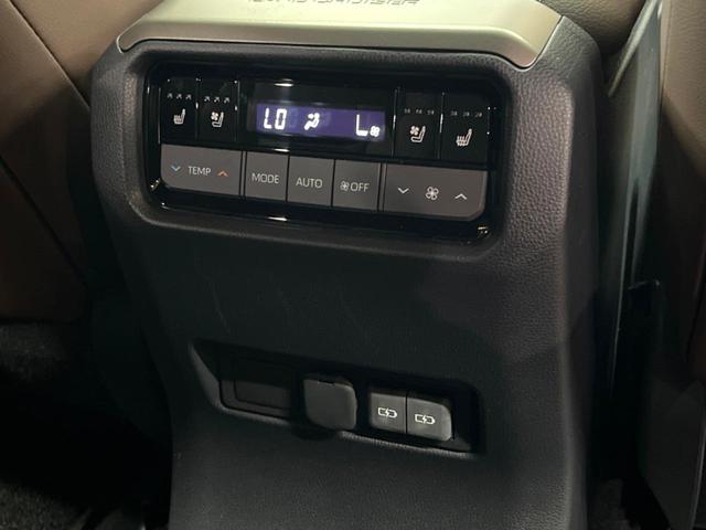 ランドクルーザー250 ZXファーストエディション 禁煙 サンルーフ JBLサウンド 丸目LEDヘッド 純正12型ナビ 全周囲カメラ デジタルミラー ブラインドスポットモニター 茶革 メモリーシート シートベンチレーション デフロック 純正18アルミ(73枚目)