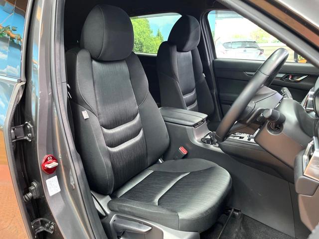 ＣＸ－８ ２５Ｓ　スマートエディション　７人乗り　純正ＳＤナビ　全周囲カメラ　衝突軽減装置　レーダークルーズ　禁煙車　ドラレコ　コーナーセンサー　ブラインドスポットモニター　車線逸脱警報（9枚目）