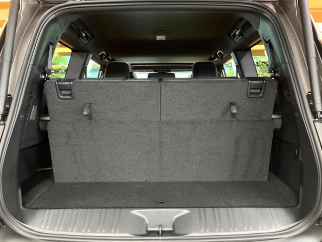 ランドクルーザー２５０ ＶＸ　登録済未使用車　７人乗　サンルーフ　純正１２型ディスプレイオーディオ　全周囲カメラ　デジタルミラー　丸目ＬＥＤヘッド＆フォグ　純正１８インチアルミ　本革　ベンチレーション　ステアリングヒーター　ＥＴＣ（64枚目）