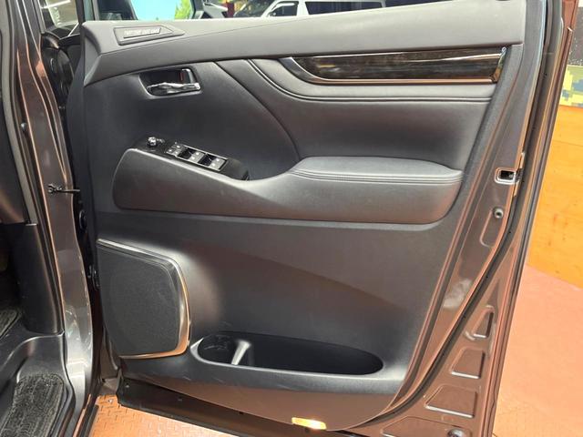 アルファード 2.5S Cパッケージ フリップダウン BIG-X10型ナビ バックカメラ レーダークルーズ 衝突軽減 両側電動ドア ステアリングヒーター 電動リアゲート LEDヘッド ハーフレザー パワーシート 純正18アルミ ETC(34枚目)