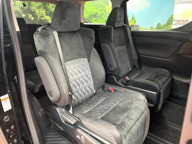 アルファード 2.5S 禁煙車 サンルーフ 9型ナビフルセグ 両側パワスラ 衝突軽減装置 レーダークルーズ オートハイビーム クリアランスソナー DVDキッド レーンキープ バックカメラ LEDヘッド&フォグ ETC(9枚目)