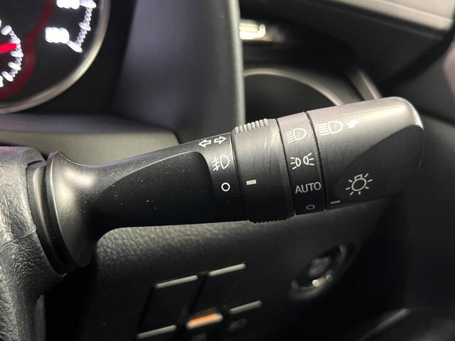 アルファード 2.5S 禁煙車 サンルーフ 9型ナビフルセグ 両側パワスラ 衝突軽減装置 レーダークルーズ オートハイビーム クリアランスソナー DVDキッド レーンキープ バックカメラ LEDヘッド&フォグ ETC(39枚目)