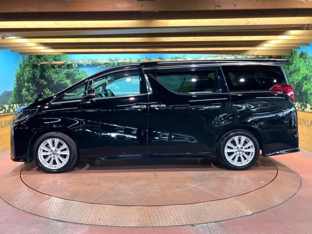 アルファード 2.5S 禁煙車 サンルーフ 9型ナビフルセグ 両側パワスラ 衝突軽減装置 レーダークルーズ オートハイビーム クリアランスソナー DVDキッド レーンキープ バックカメラ LEDヘッド&フォグ ETC(49枚目)