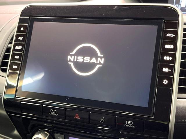 セレナ e-パワー ハイウェイスターV 両側電動ドア 純正SDナビ 後席モニター 全周囲カメラ 衝突被害軽減システム 100V電源 レーダークルーズ コーナーセンサー スマートキー LEDヘッド ビルトインETC 車線逸脱警報(4枚目)