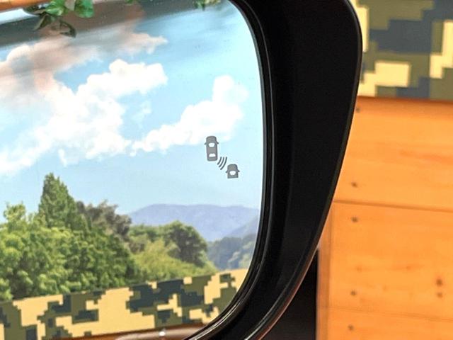 セレナ e-パワー ハイウェイスターV 両側電動ドア 純正SDナビ 後席モニター 全周囲カメラ 衝突被害軽減システム 100V電源 レーダークルーズ コーナーセンサー スマートキー LEDヘッド ビルトインETC 車線逸脱警報(7枚目)