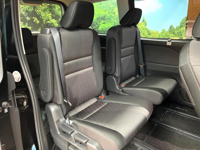 セレナ e-パワー ハイウェイスターV 両側電動ドア 純正SDナビ 後席モニター 全周囲カメラ 衝突被害軽減システム 100V電源 レーダークルーズ コーナーセンサー スマートキー LEDヘッド ビルトインETC 車線逸脱警報(12枚目)