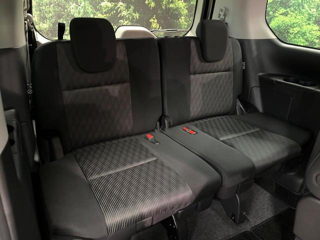 セレナ e-パワー ハイウェイスターV 両側電動ドア 純正SDナビ 後席モニター 全周囲カメラ 衝突被害軽減システム 100V電源 レーダークルーズ コーナーセンサー スマートキー LEDヘッド ビルトインETC 車線逸脱警報(13枚目)