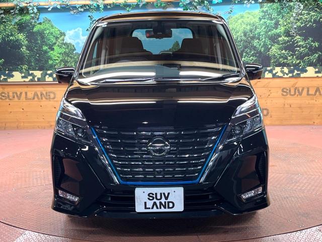 セレナ e-パワー ハイウェイスターV 両側電動ドア 純正SDナビ 後席モニター 全周囲カメラ 衝突被害軽減システム 100V電源 レーダークルーズ コーナーセンサー スマートキー LEDヘッド ビルトインETC 車線逸脱警報(17枚目)