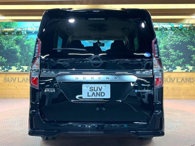 セレナ e-パワー ハイウェイスターV 両側電動ドア 純正SDナビ 後席モニター 全周囲カメラ 衝突被害軽減システム 100V電源 レーダークルーズ コーナーセンサー スマートキー LEDヘッド ビルトインETC 車線逸脱警報(18枚目)